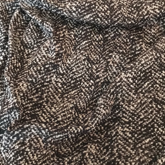 Womens Black and Gray Sheer Tank Lined, Sleeveless, Cowl Neck Blouse, Size Small - Picture 8 of 9